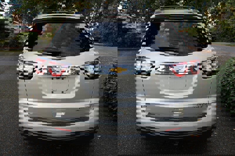 Used 2014 Chevrolet Traverse LT w/ LPO, 'HIT The Road' Package image 12