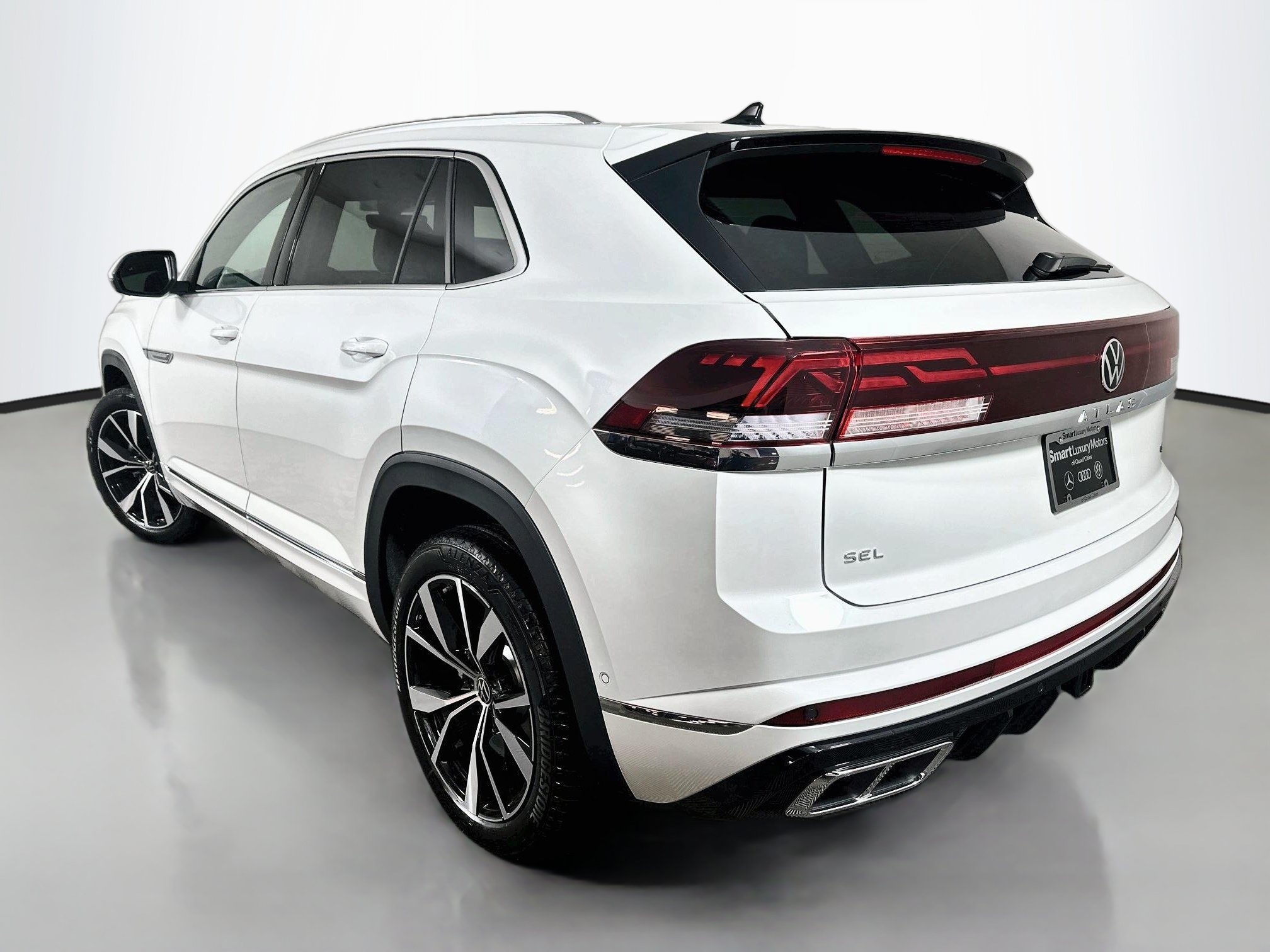 New 2026 Volkswagen Atlas Cross Sport SEL Premium R-Line AWD/4WD image 5