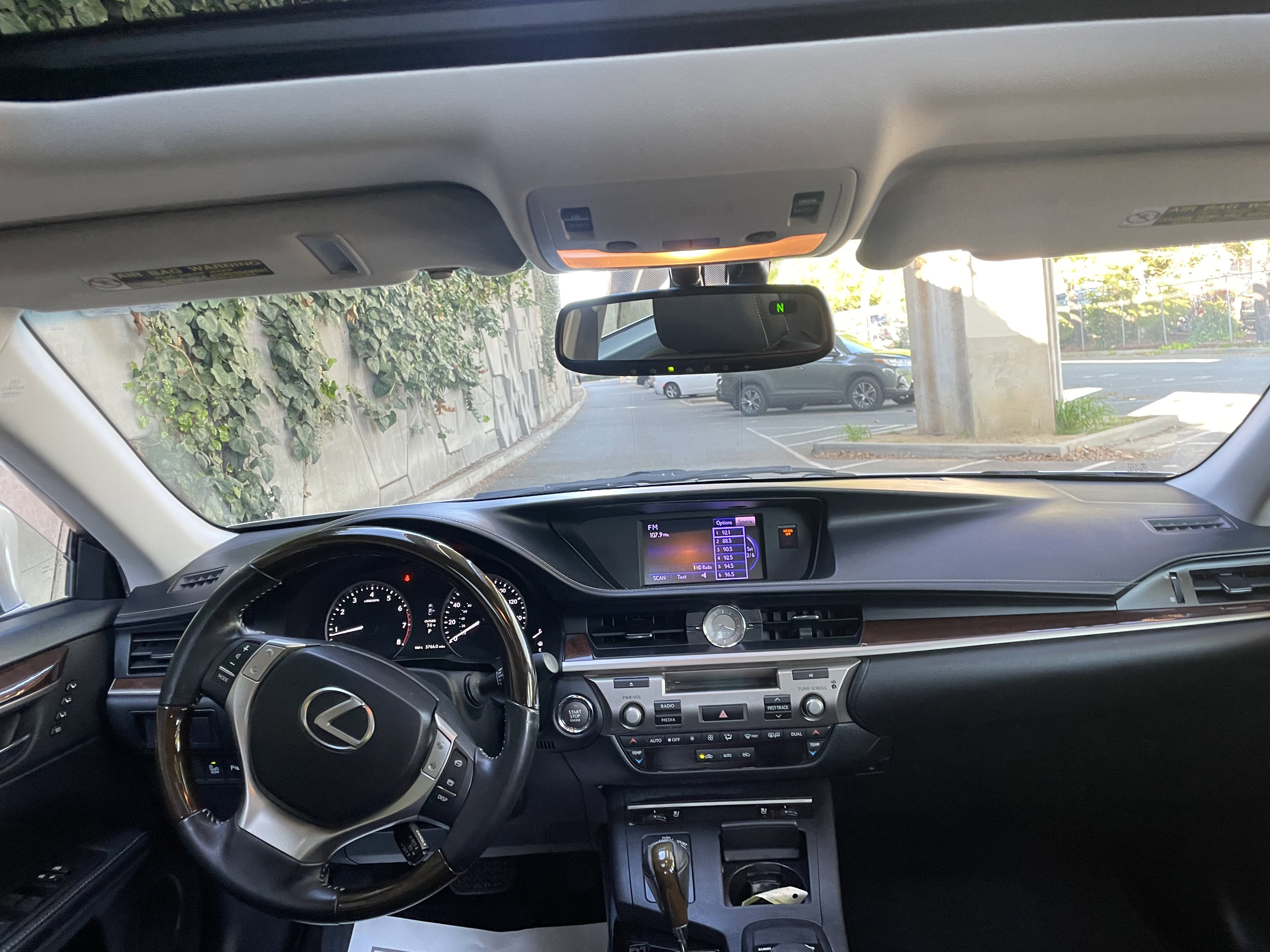 Used 2014 Lexus ES 350 w/ Premium Package image 15