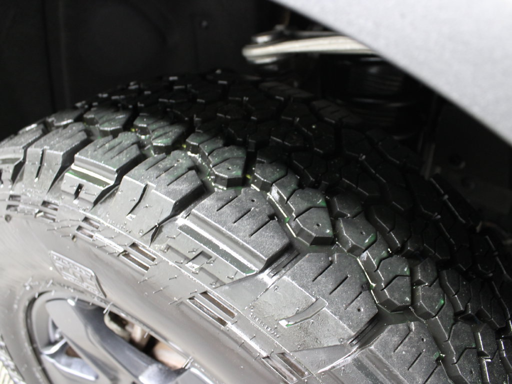 Used 2024 Ford Bronco Black Diamond AWD/4WD image 11
