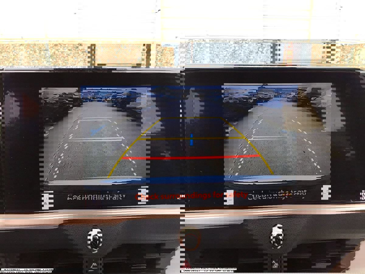 Used 2023 Toyota Crown Limited AWD/4WD image 9