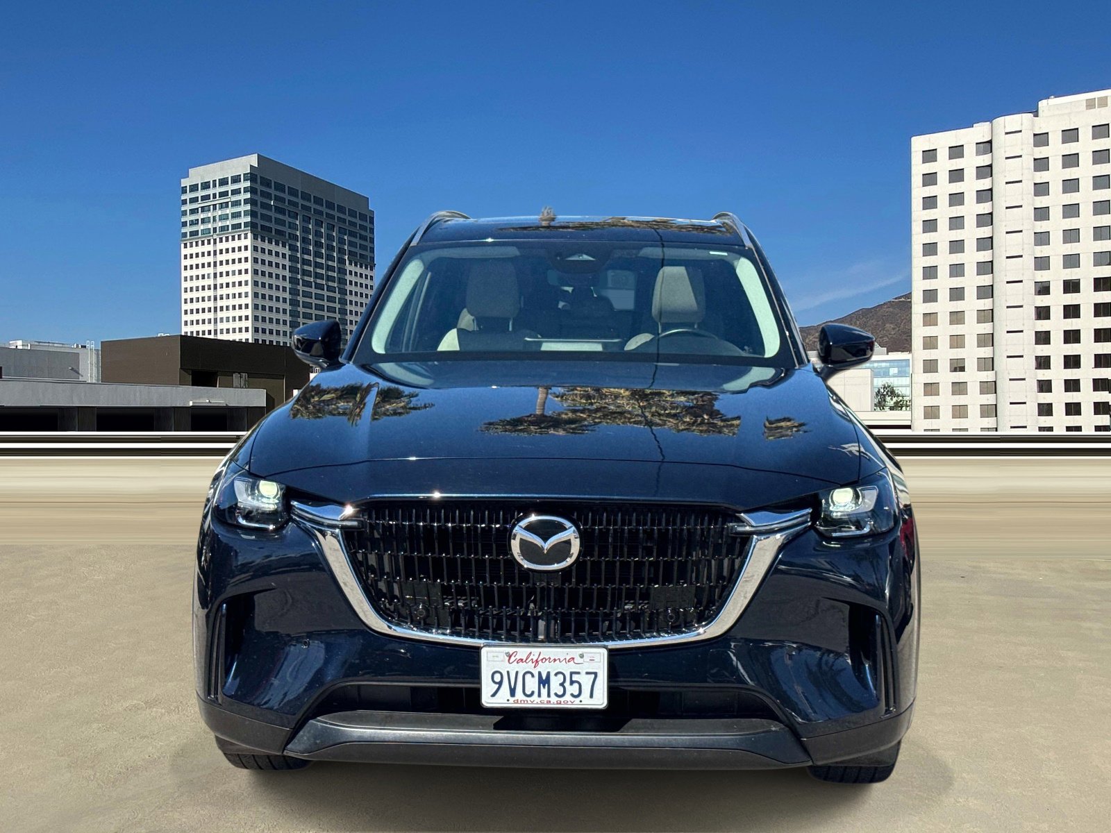 Used 2025 MAZDA CX-90 Plug-In Hybrid w/ Preferred AWD/4WD image 2