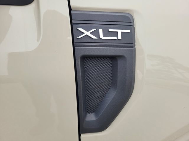 Certified 2024 Ford Maverick XLT w/ XLT Luxury Package image 19