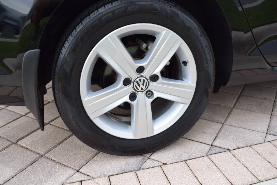 Used 2015 Volkswagen Golf TDI S FWD image 85
