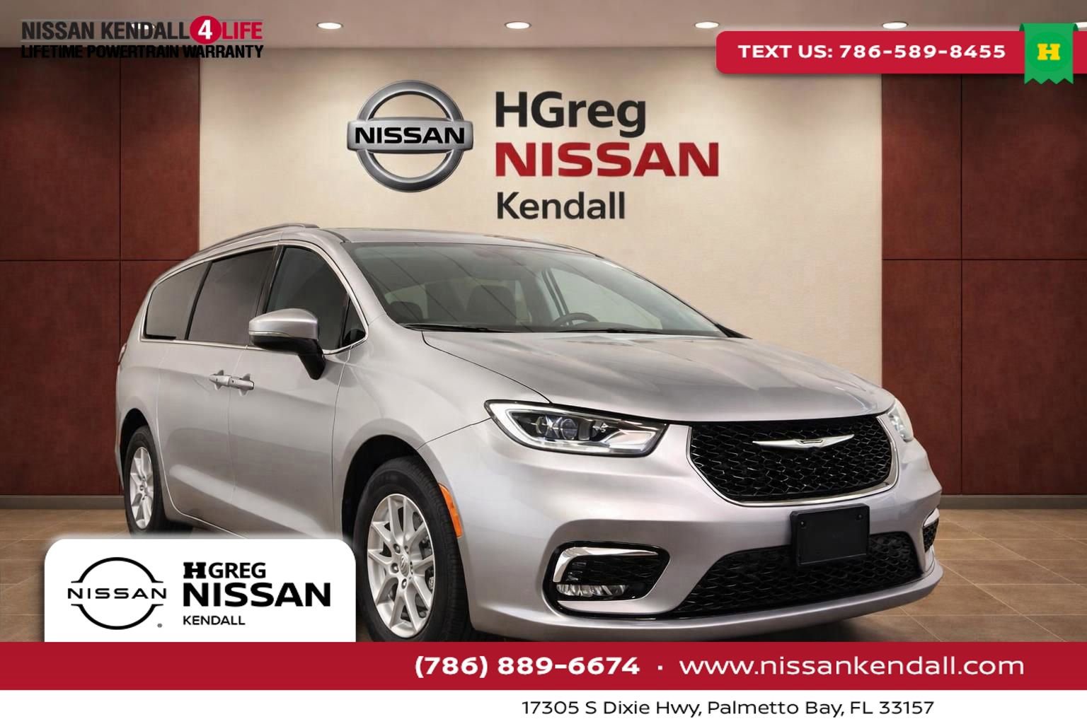 Used 2024 Chrysler Pacifica Touring-L FWD image 1