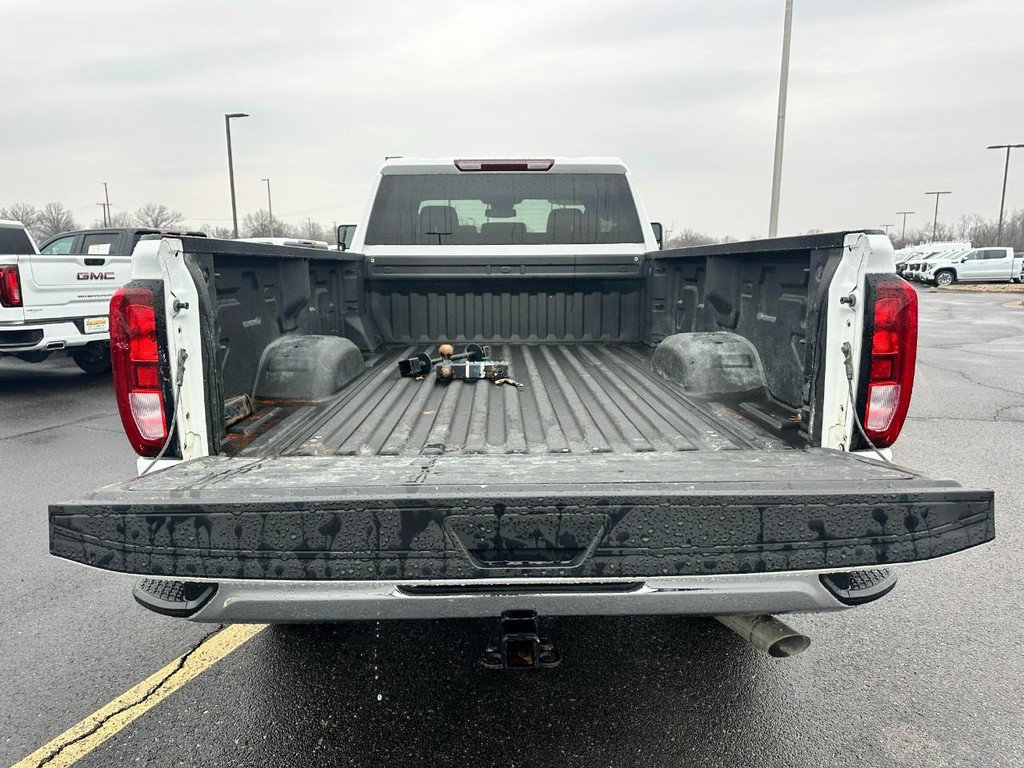 Certified 2024 GMC Sierra 3500 Pro w/ Convenience Package image 5
