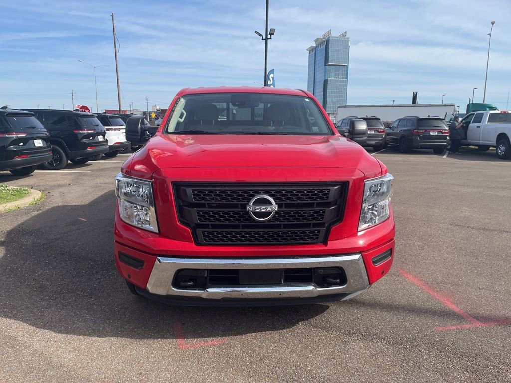Used 2023 Nissan Titan SV w/ SV Convenience Package RWD image 10