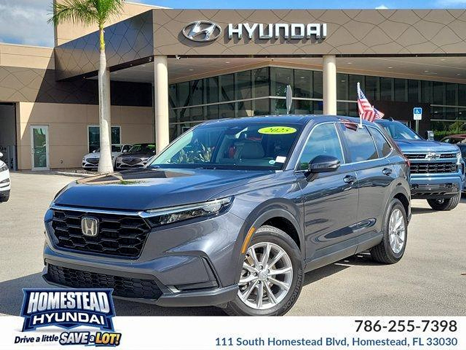 Used 2025 Honda CR-V EX image 1