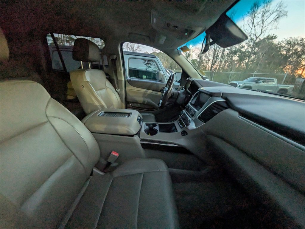 Used 2017 GMC Yukon SLT image 9