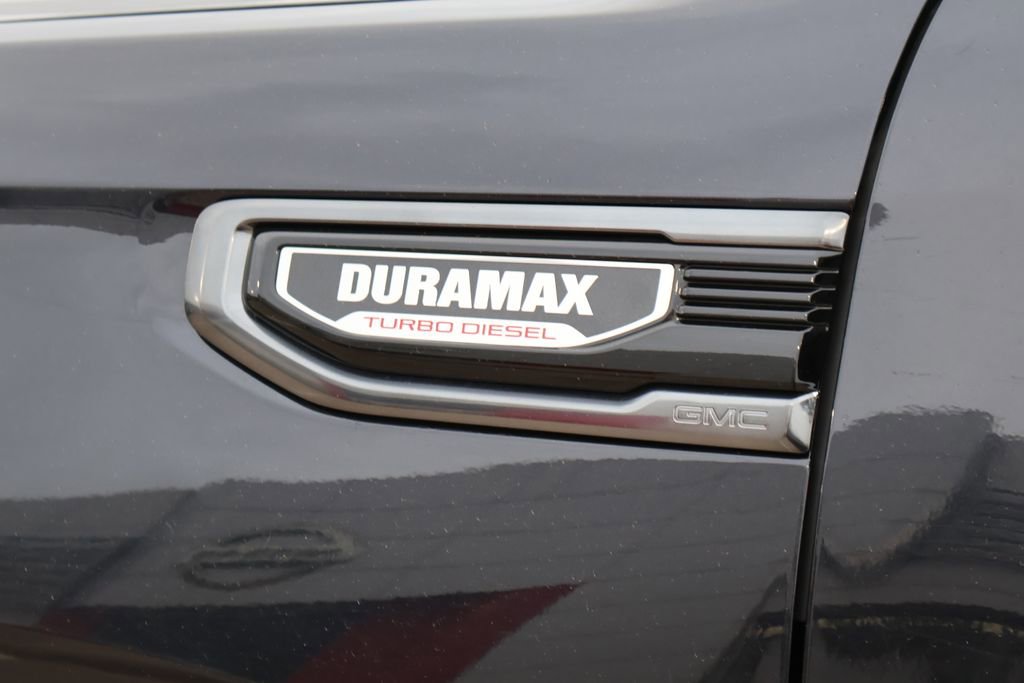 Used 2023 GMC Sierra 1500 AT4 w/ AT4 Premium Package image 4