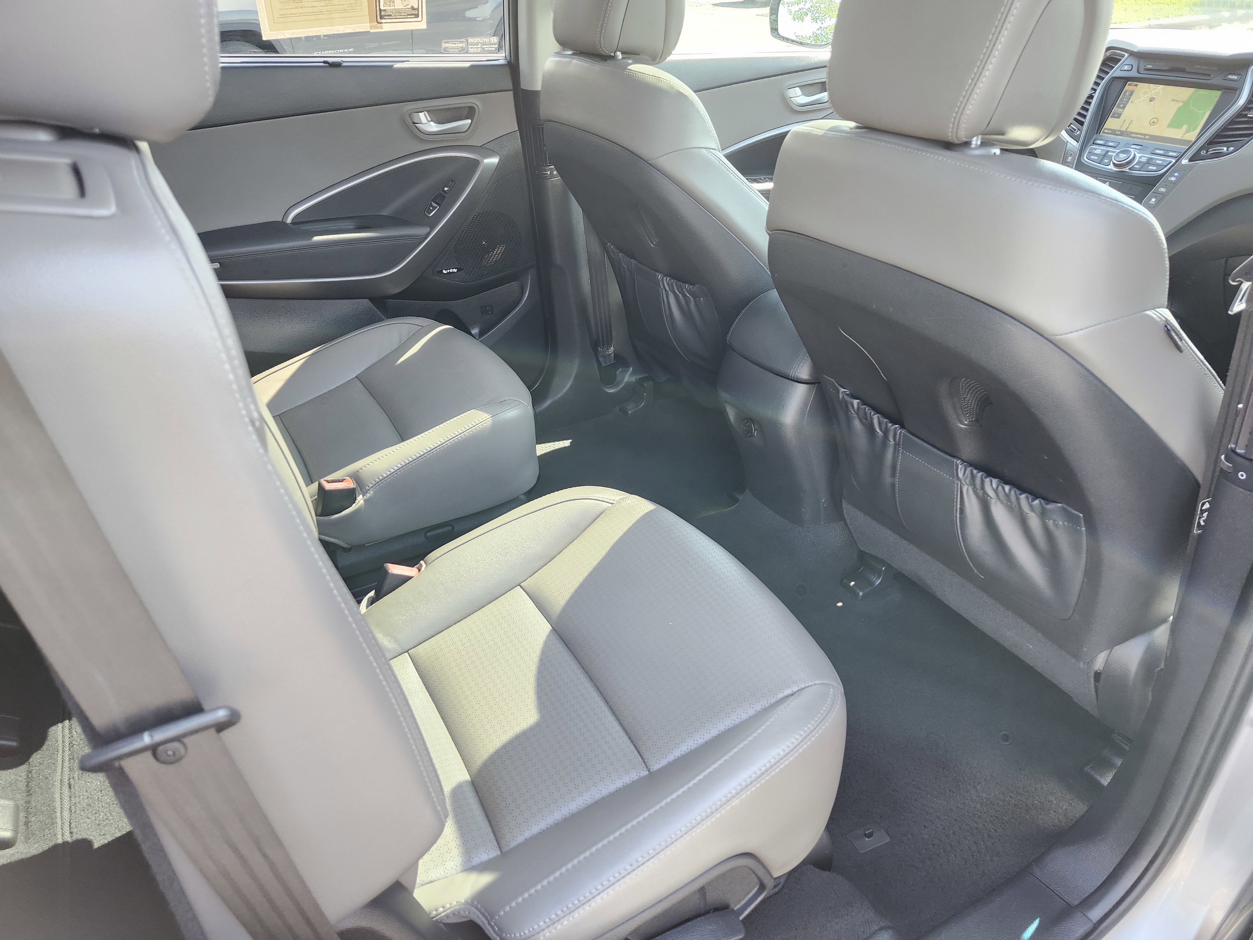 Used 2014 Hyundai Santa Fe Limited w/ Ultimate Package 07 AWD/4WD image 22