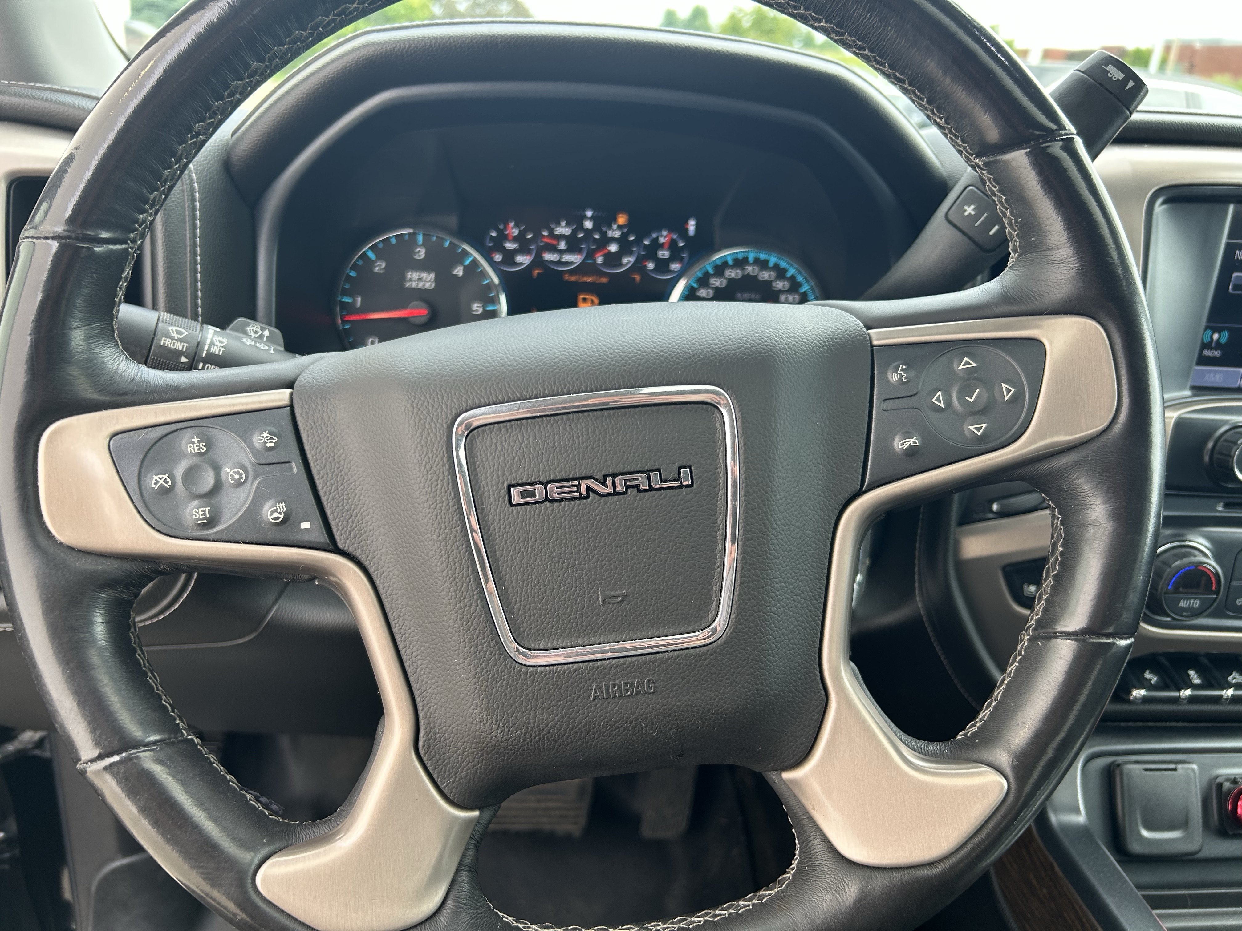 Used 2017 GMC Sierra 1500 Denali w/ Denali Ultimate Package AWD/4WD image 22