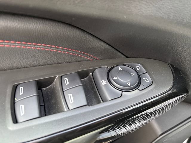 Used 2024 Chevrolet Trax RS w/ Sunroof Package FWD image 13