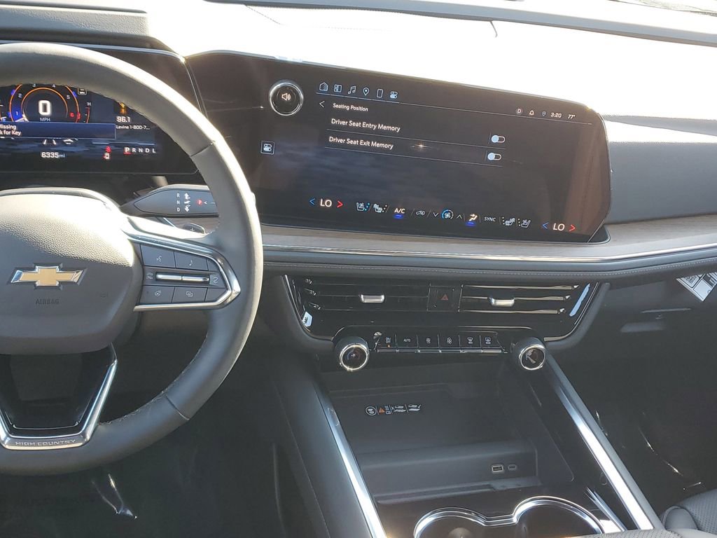 Used 2025 Chevrolet Tahoe High Country image 19