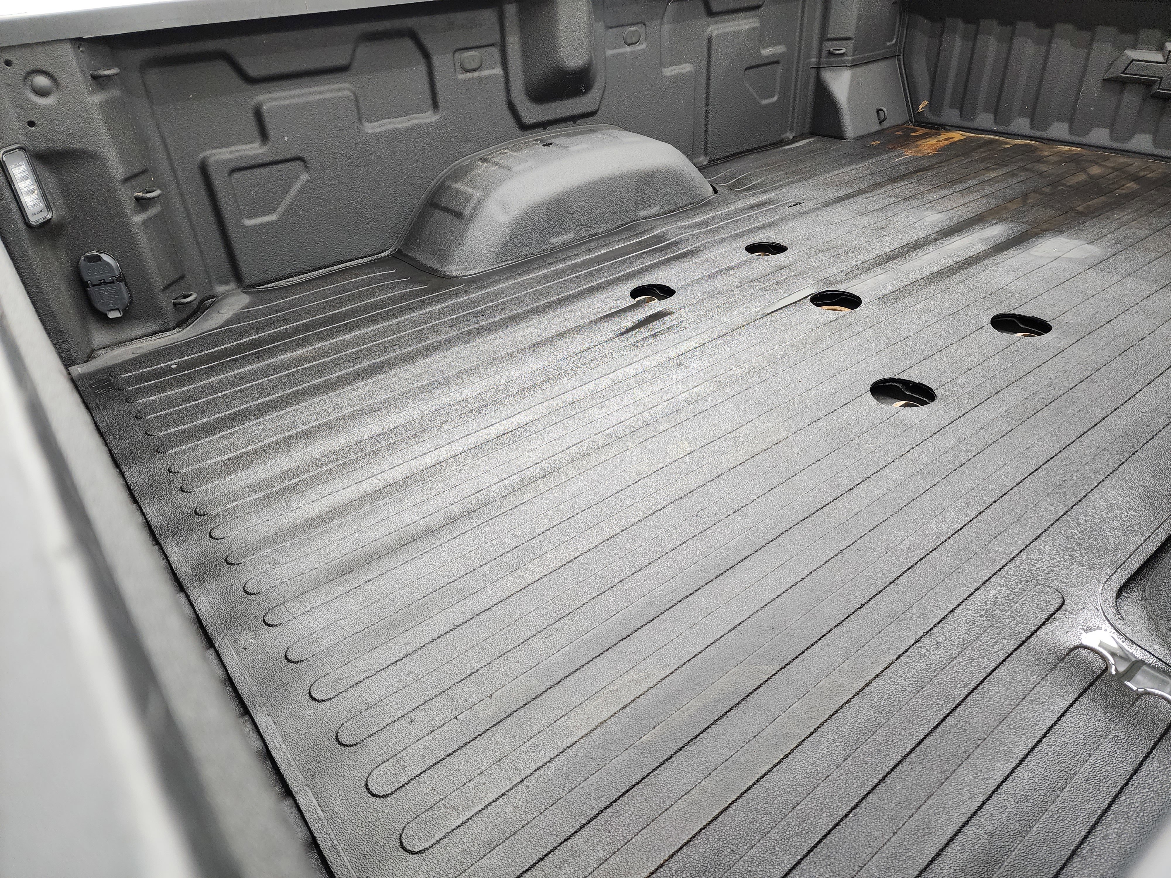 Used 2024 Chevrolet Silverado 3500 LT w/ Convenience Package image 5