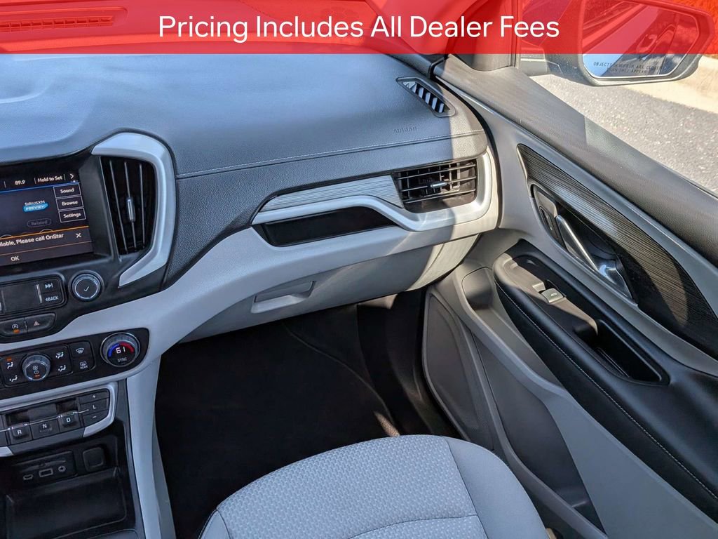 Used 2024 GMC Terrain SLE w/ Driver Convenience Package FWD image 17