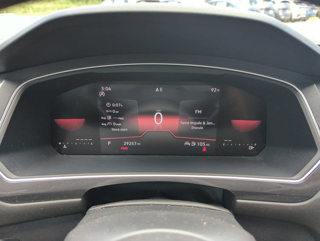 Certified 2023 Volkswagen Tiguan SE R-Line FWD image 39