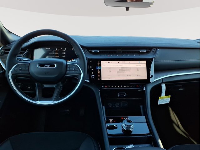 New 2026 Jeep Grand Cherokee Altitude AWD/4WD image 11