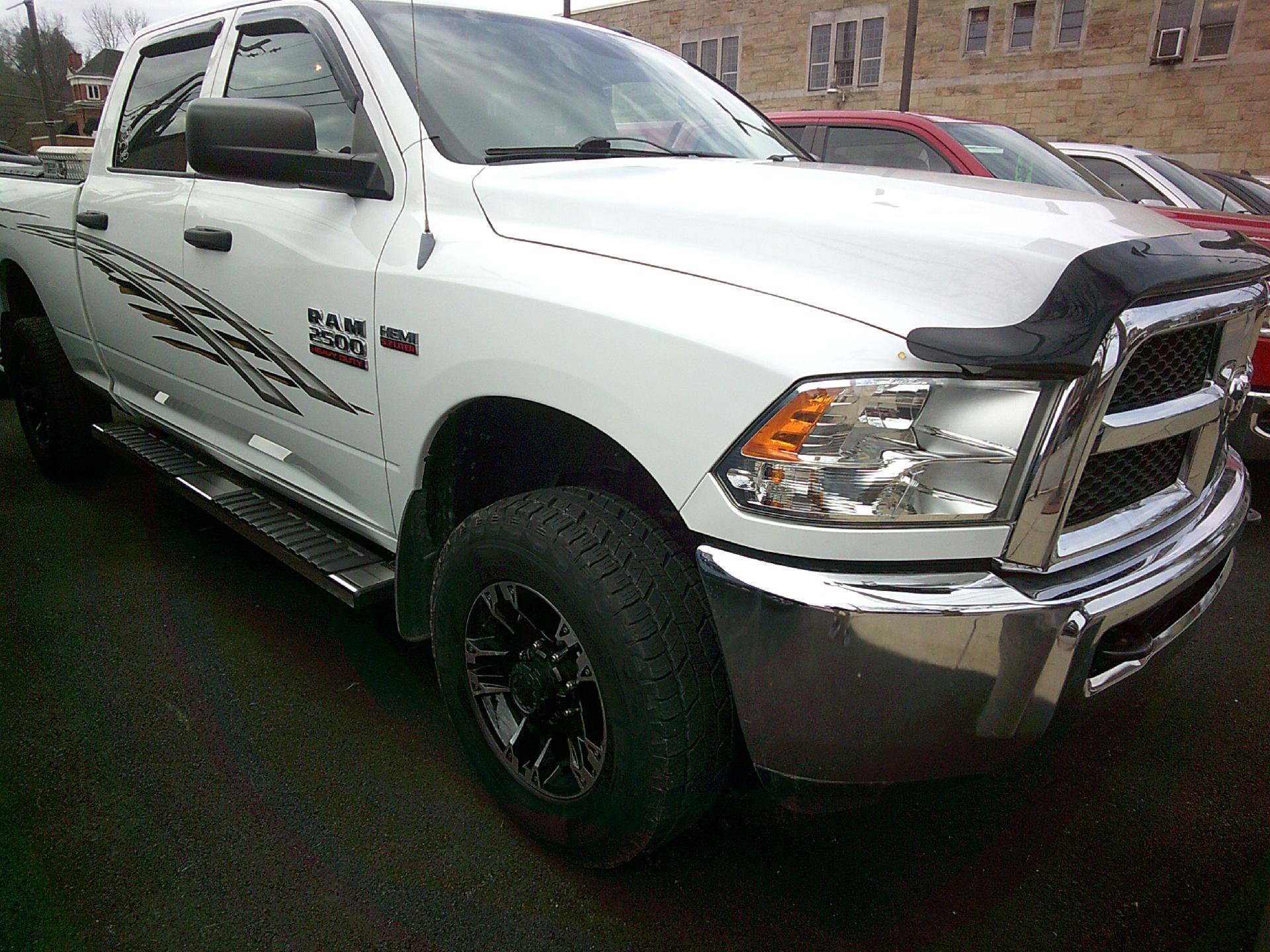 Used 2013 RAM 2500 Tradesman w/ Chrome Appearance Group image 1