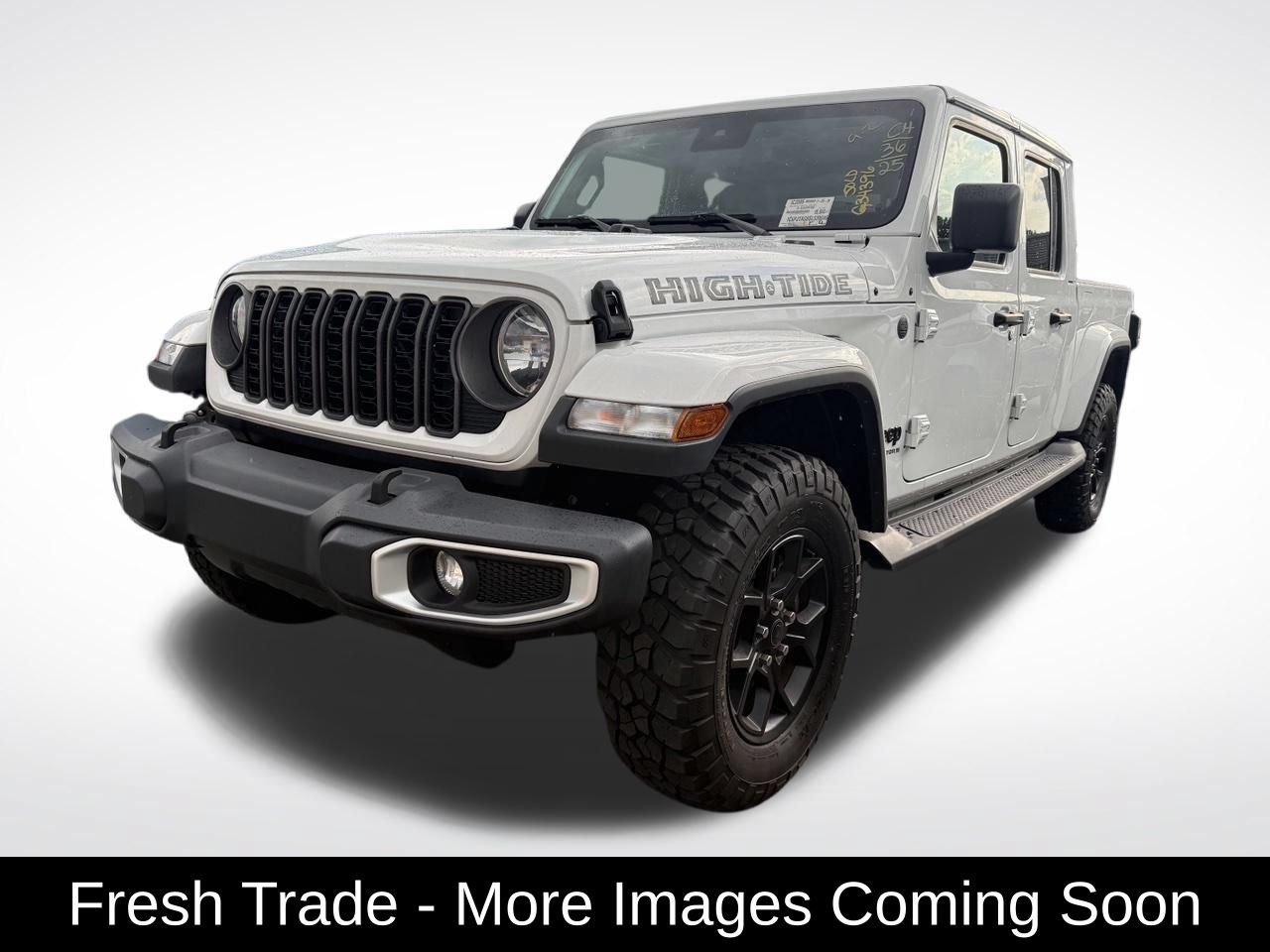 Used 2025 Jeep Gladiator Overland AWD/4WD image 1