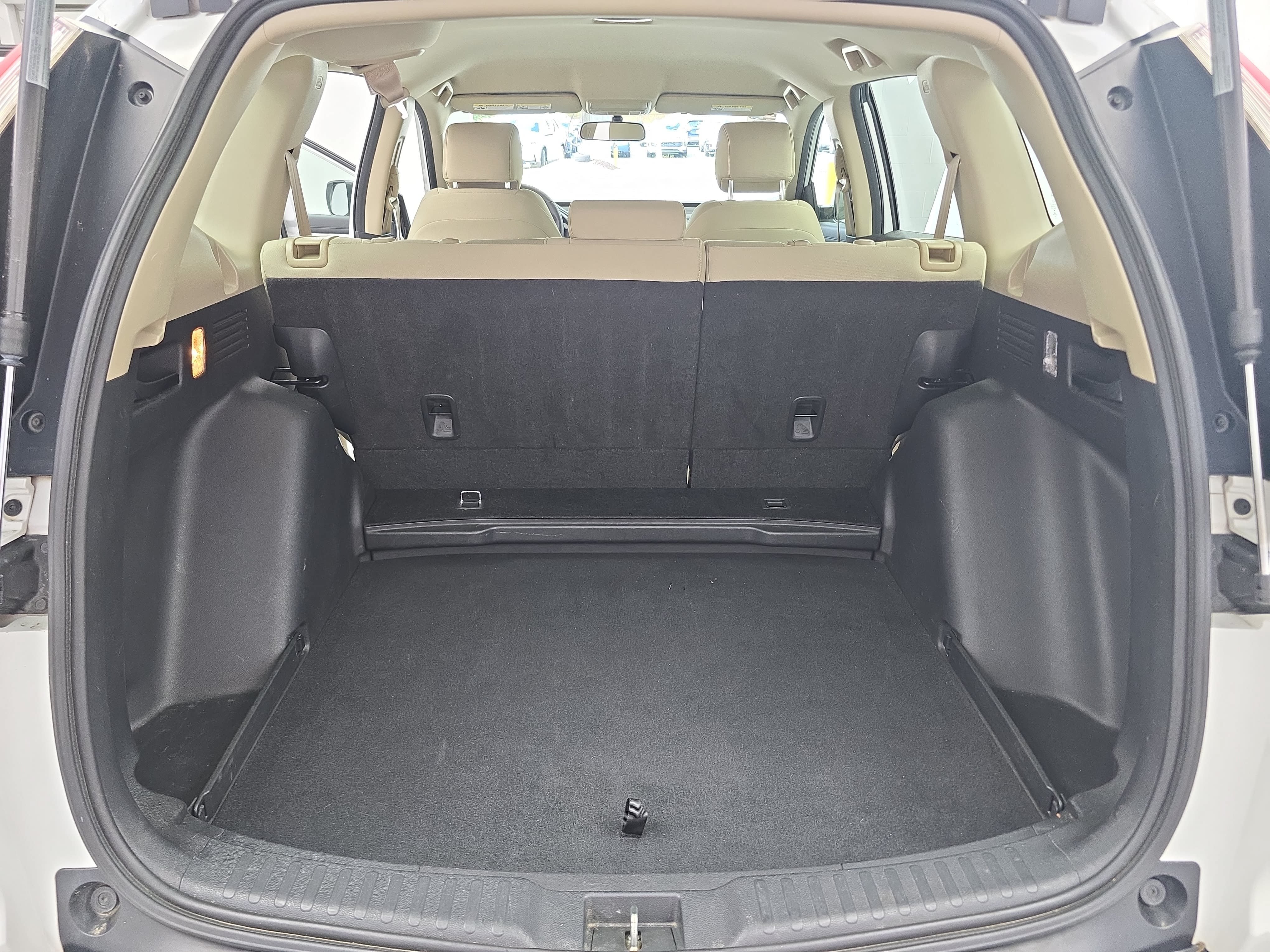 Used 2019 Honda CR-V LX image 12