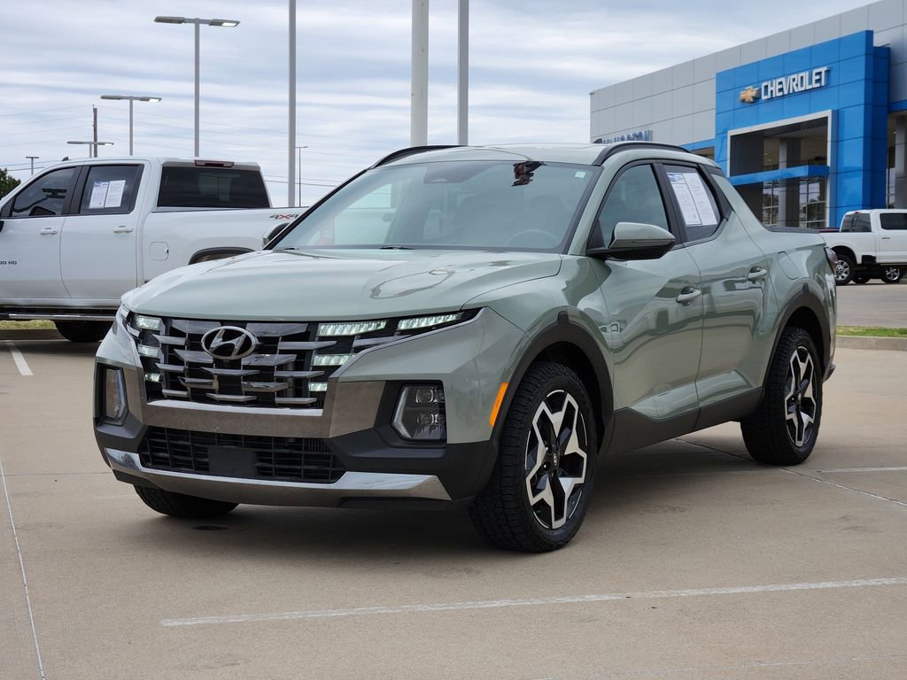 Used 2022 Hyundai Santa Cruz Limited image 3