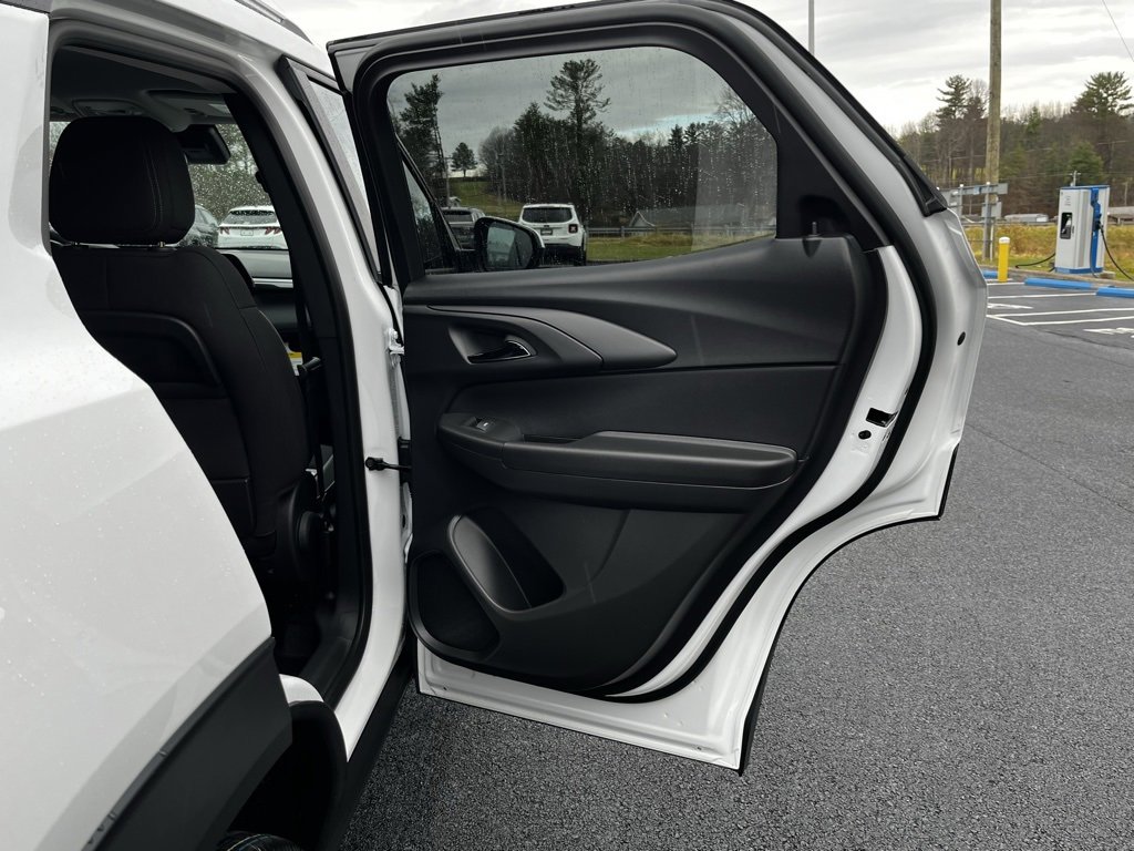 New 2026 Chevrolet TrailBlazer LT w/ Convenience Package image 18