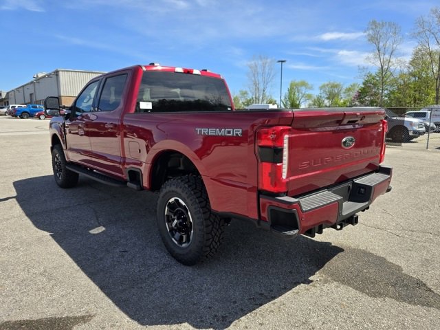 New 2025 Ford F350 XLT w/ Black Appearance Package image 5