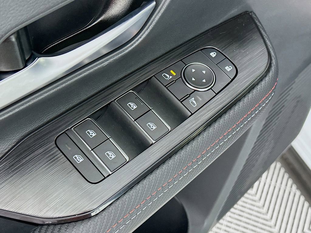 New 2026 Nissan Kicks SR w/ SR Premium Package image 23