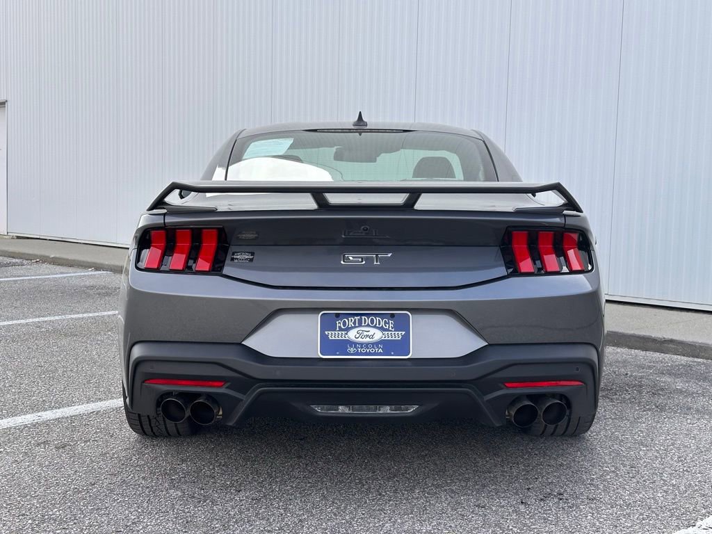 Used 2025 Ford Mustang GT Premium w/ GT Performance Package image 4