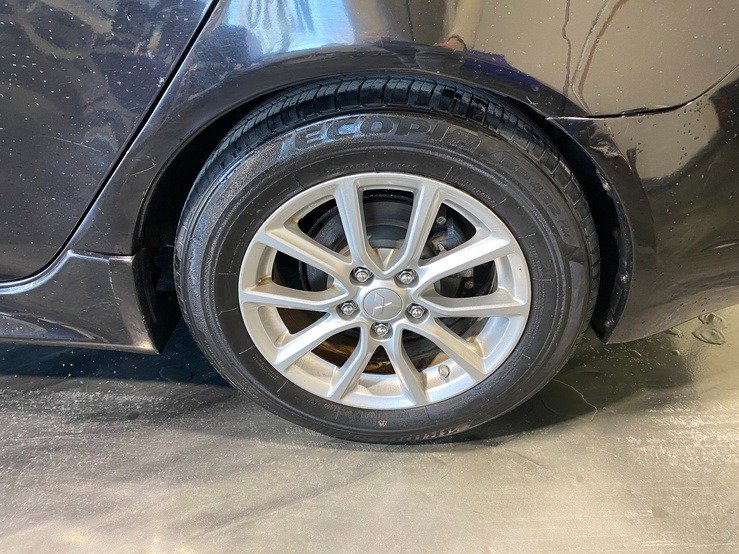 Used 2016 Mitsubishi Lancer ES image 8