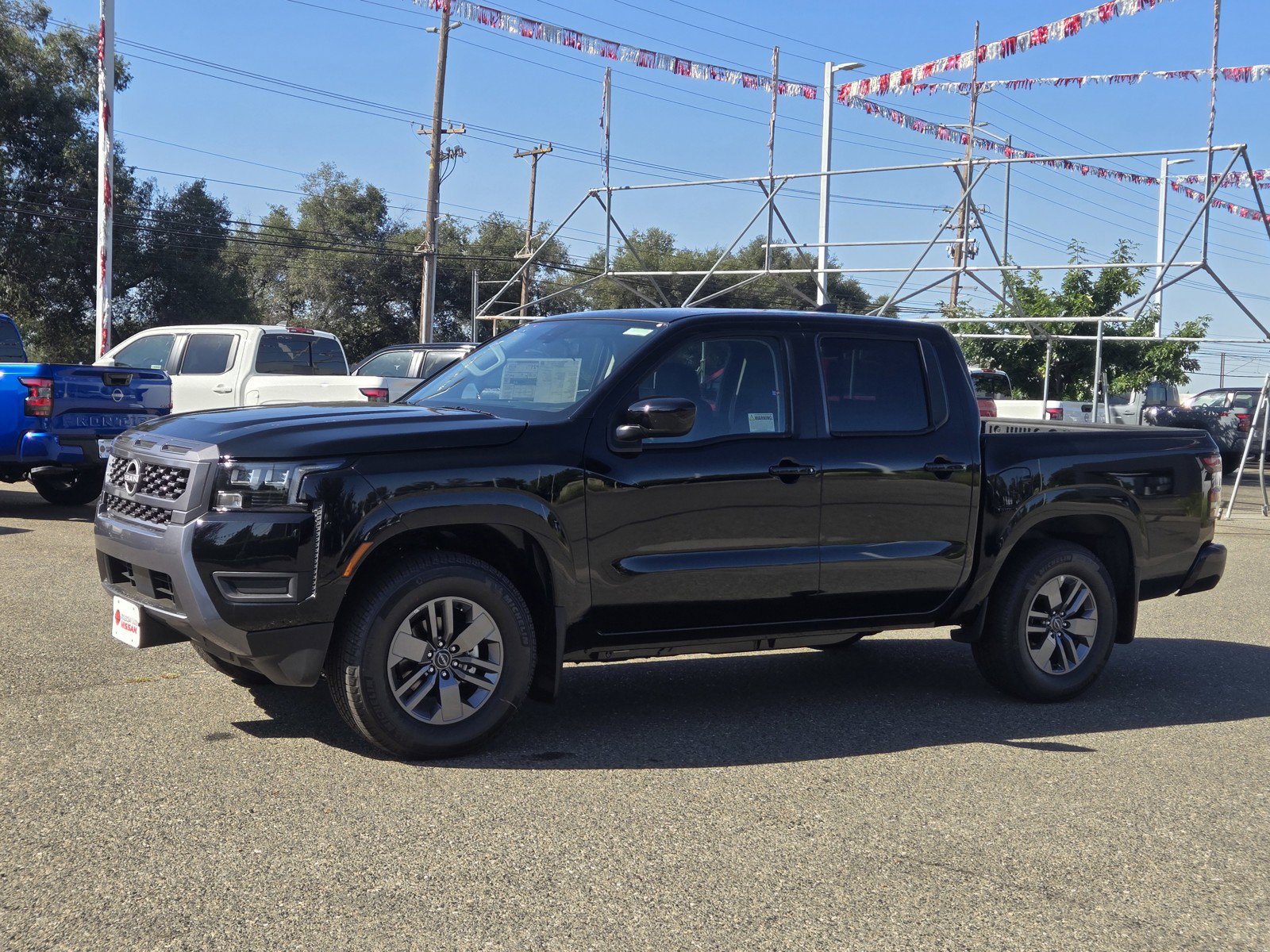 New 2026 Nissan Frontier SV w/ SV Convenience Package RWD image 7