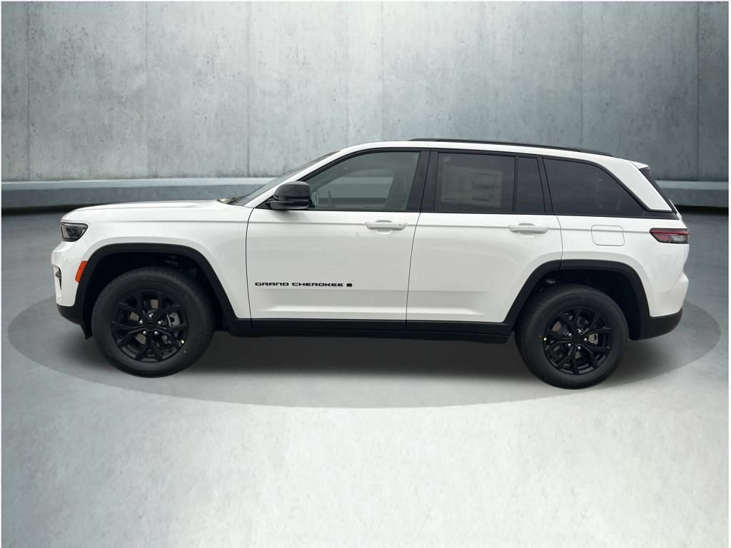 New 2025 Jeep Grand Cherokee 4WD image 2