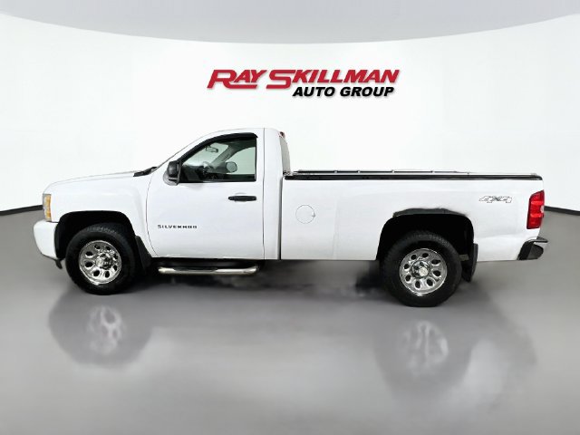 Used 2010 Chevrolet Silverado 1500 W/T w/ LS Package AWD/4WD image 4