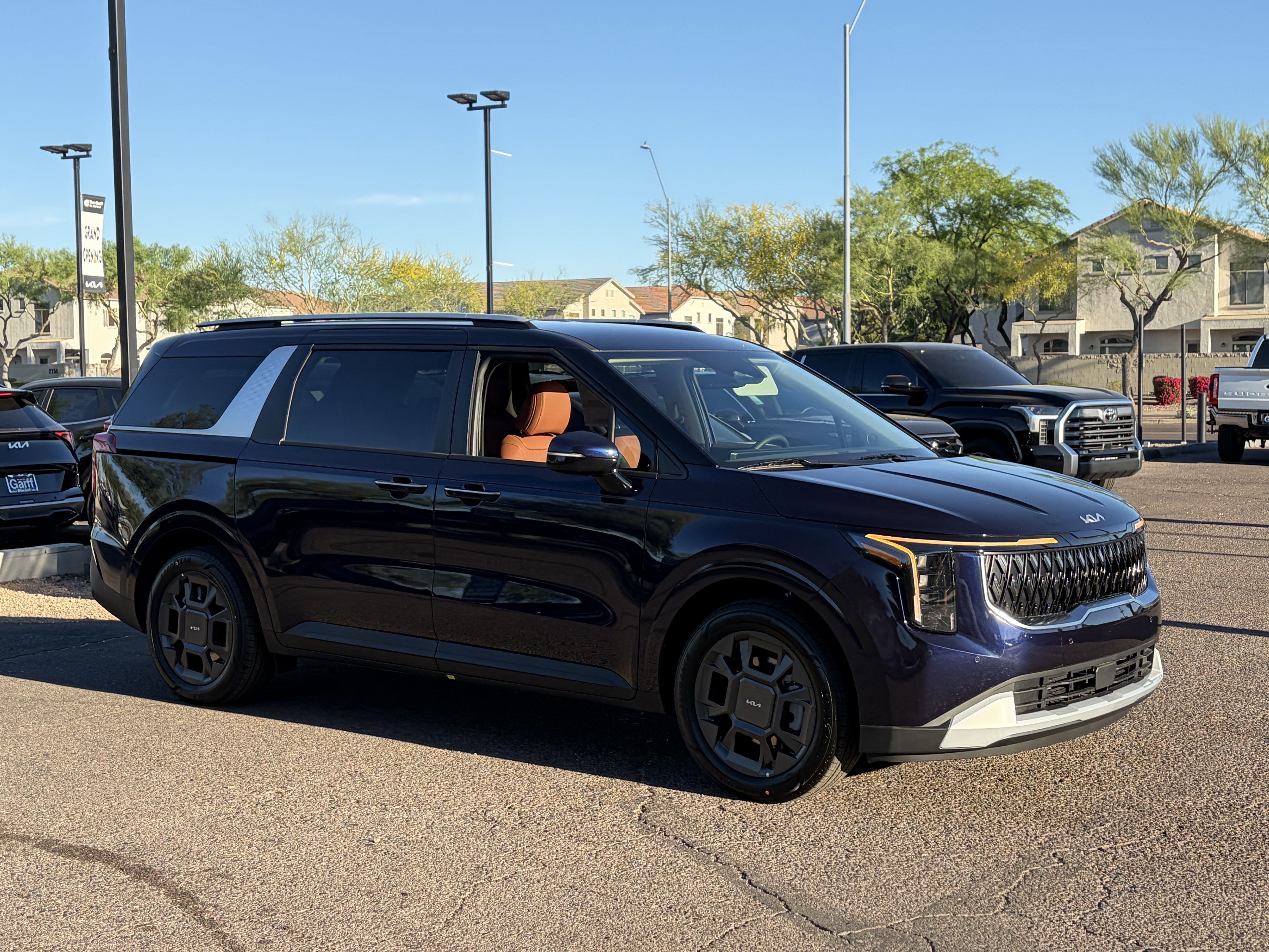 New 2026 Kia Carnival EX image 33