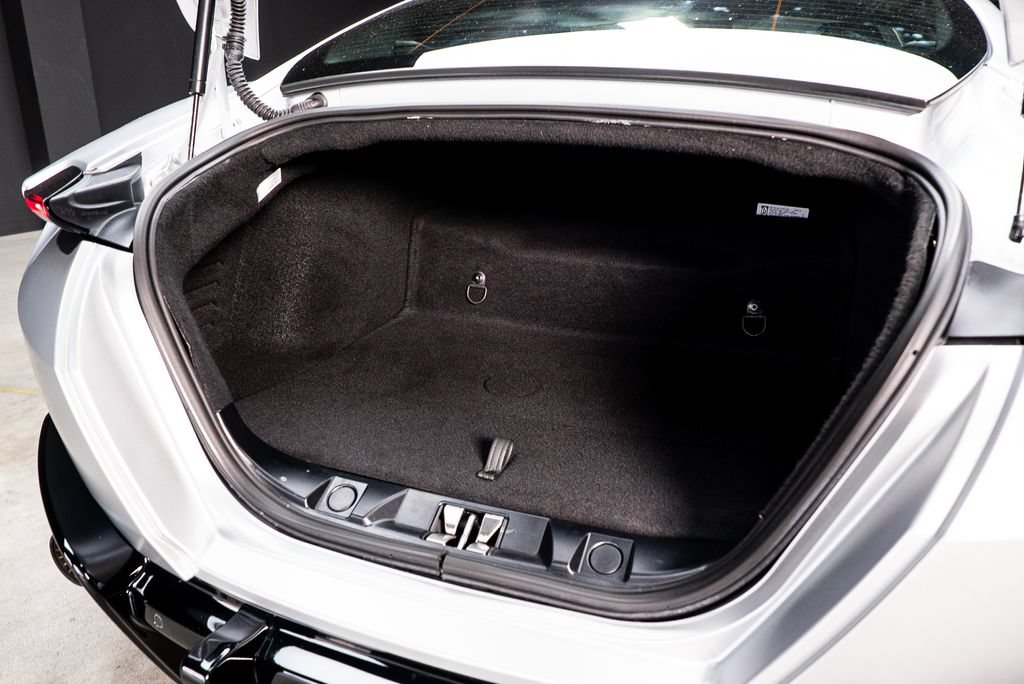 Used 2022 Ferrari Roma RWD image 52