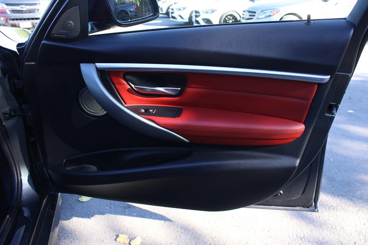 Used 2018 BMW 340i Sedan RWD image 20