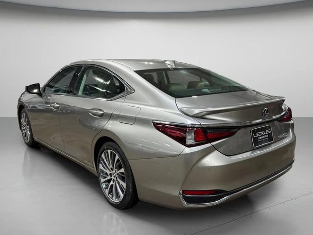 Certified 2021 Lexus ES 300h w/ Premium Package FWD image 6