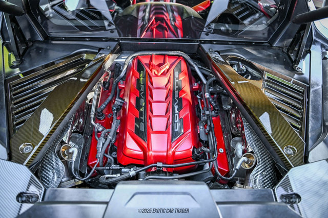 Used 2020 Chevrolet Corvette Stingray Premium Cpe w/ 3LT Preferred Equipment Group image 25