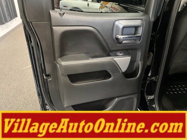 Used 2018 Chevrolet Silverado 1500 LT w/ All Star Edition AWD/4WD image 23