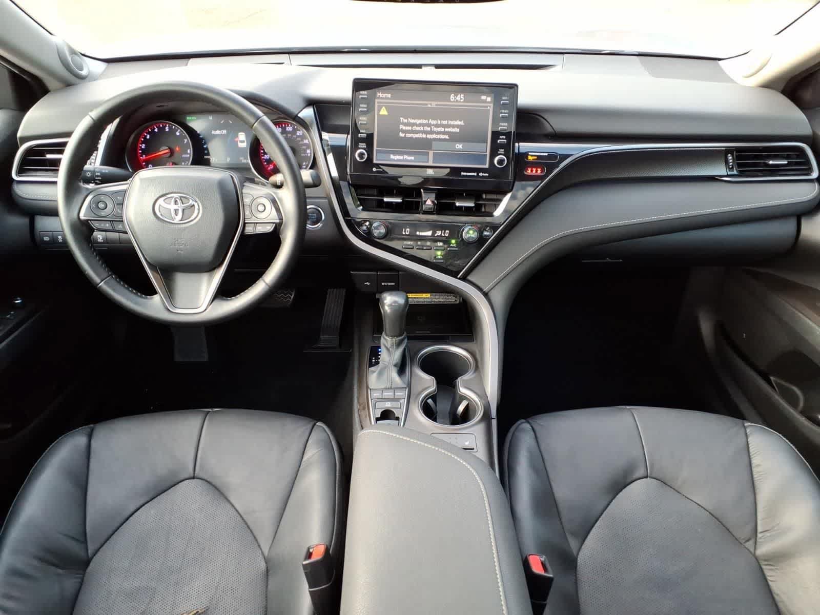 Used 2021 Toyota Camry XSE FWD image 10