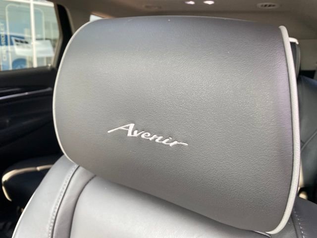 Used 2021 Buick Enclave Avenir image 8