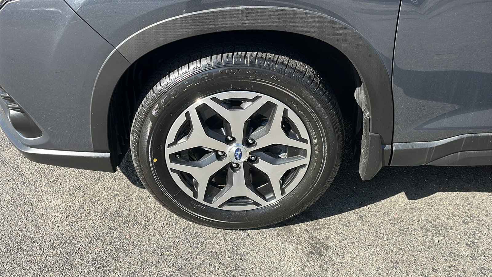 Certified 2023 Subaru Forester Premium AWD/4WD image 8