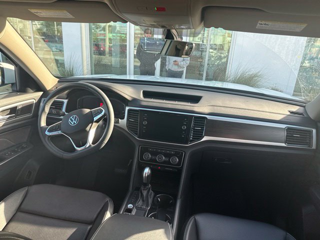 Used 2023 Volkswagen Atlas SE FWD image 12