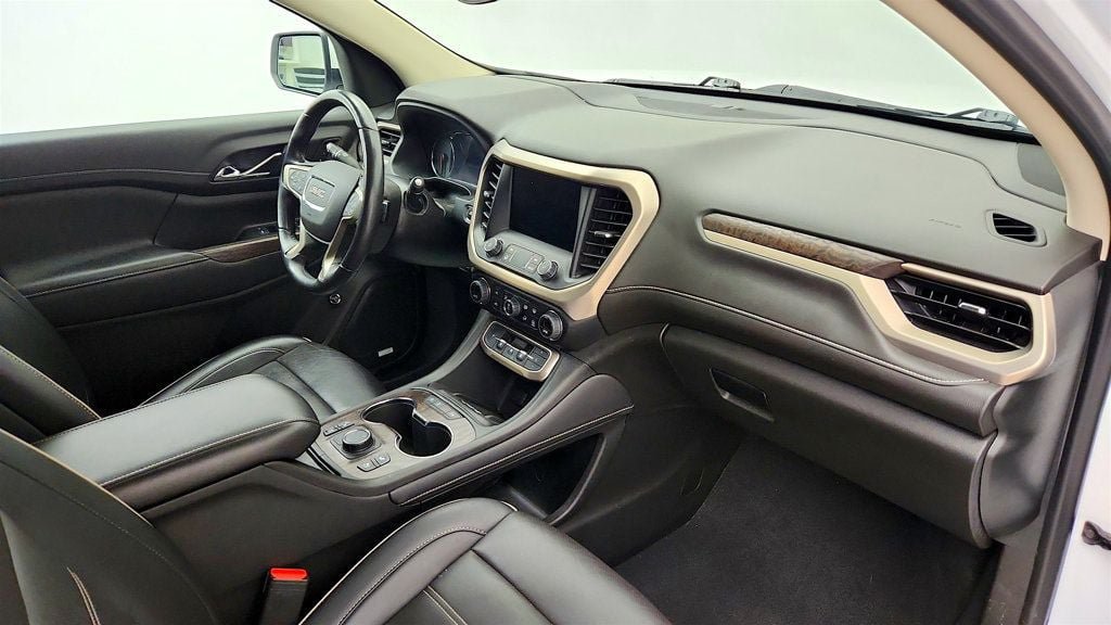 Used 2022 GMC Acadia Denali AWD/4WD image 24