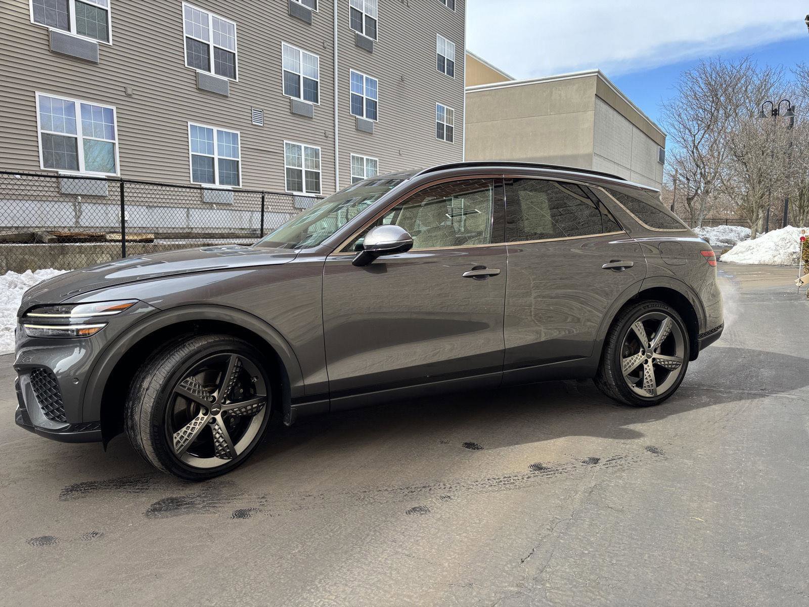 Used 2023 Genesis GV70 3.5T Sport w/ Sport Prestige Package image 3