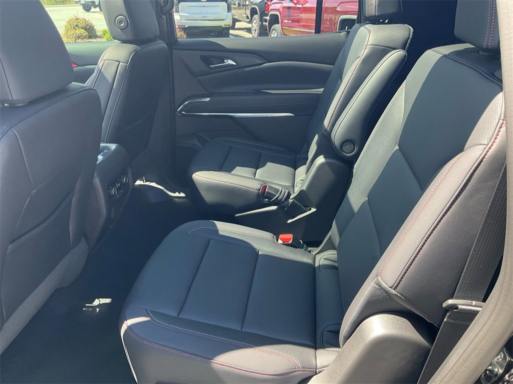 New 2026 Chevrolet Traverse Z71 w/ Driver Confidence Package image 23