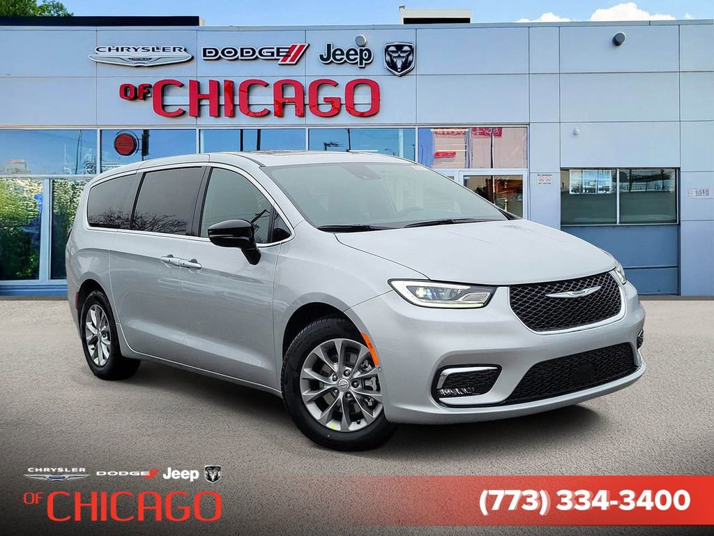 New 2026 Chrysler Pacifica Limited image 1