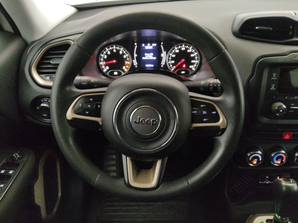 Used 2015 Jeep Renegade Sport w/ Power & Air Group FWD image 22
