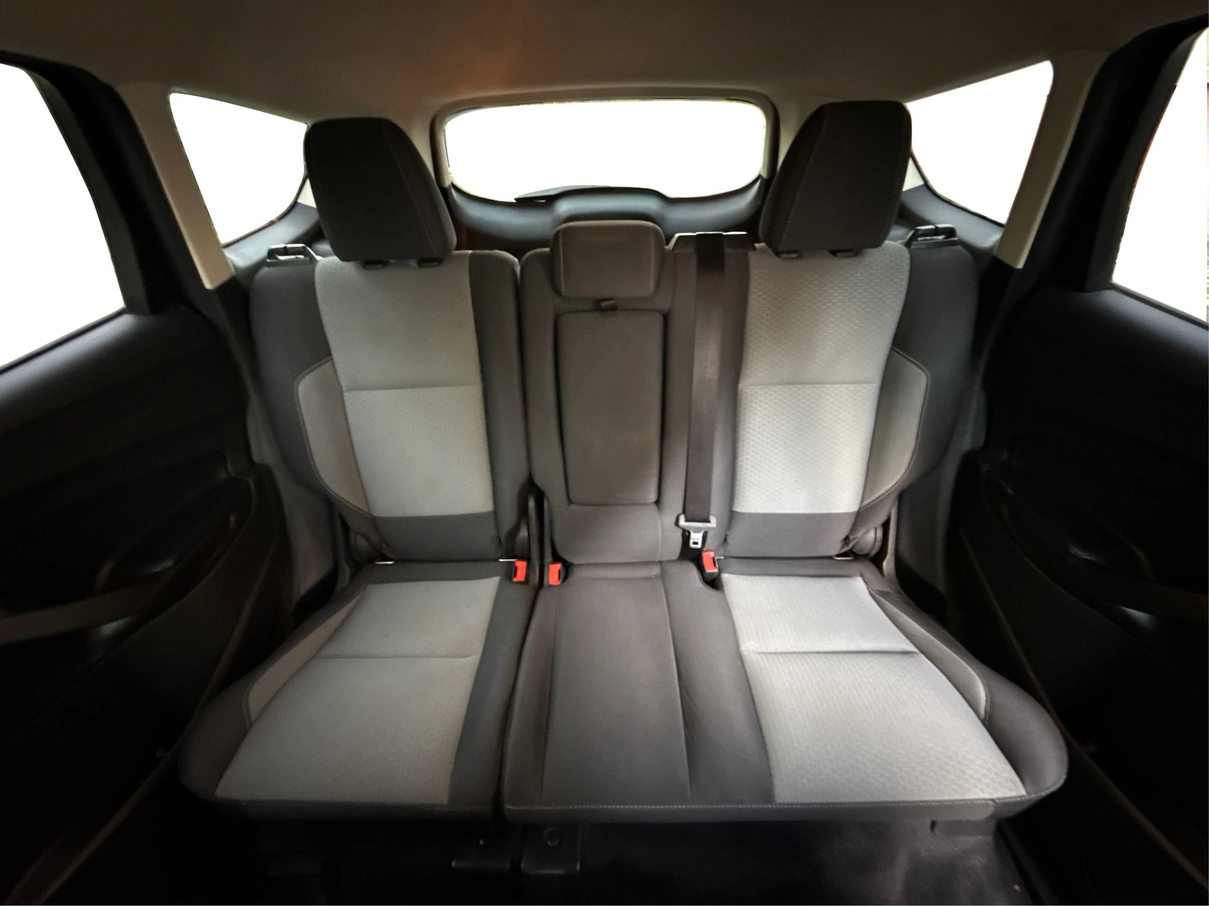 Used 2019 Ford Escape SE FWD image 16